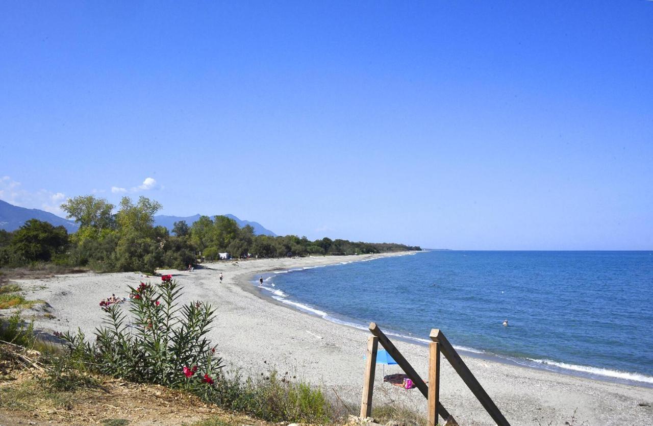 Апарт отель Punta Di Mare Лингиццета Экстерьер фото